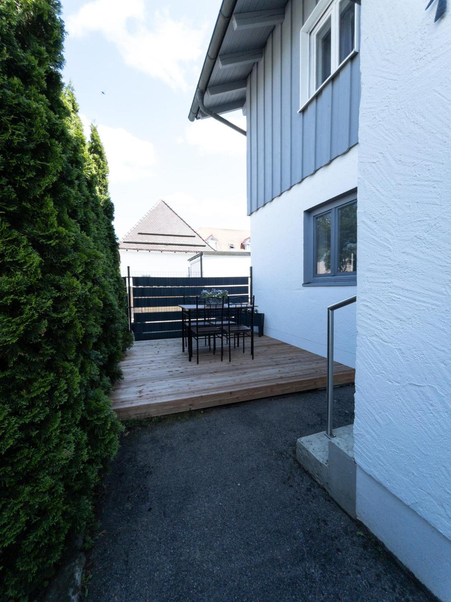 Fewo-Lavees Moderne Zentrale Fewo Nahe Omv Wacker Kliniken Burg -Eigener Eingang-Schluesselloser Check In 부르크하우젠 외부 사진