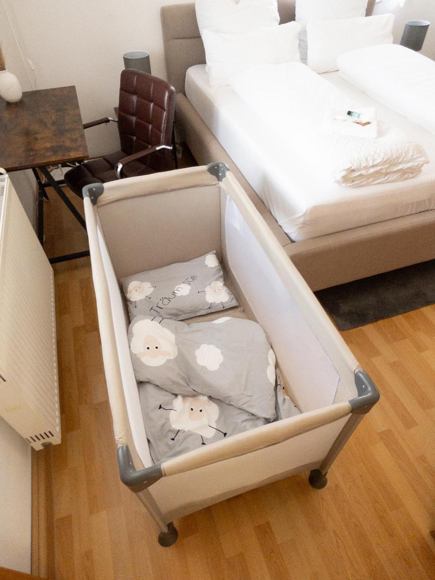 Fewo-Lavees Moderne Zentrale Fewo Nahe Omv Wacker Kliniken Burg -Eigener Eingang-Schluesselloser Check In 부르크하우젠 외부 사진